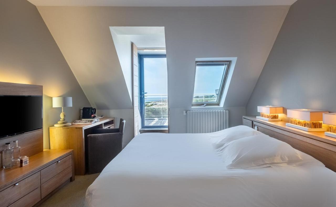 Hostellerie De La Pointe Saint-Mathieu - Spa & Restaurant بلوغونفولان المظهر الخارجي الصورة